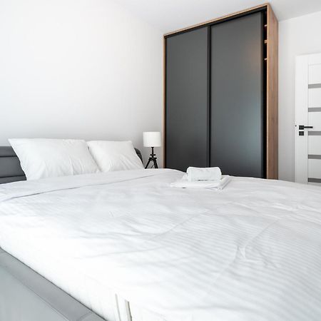Raciborska 2-Bedroom Apartment Katowice Luaran gambar