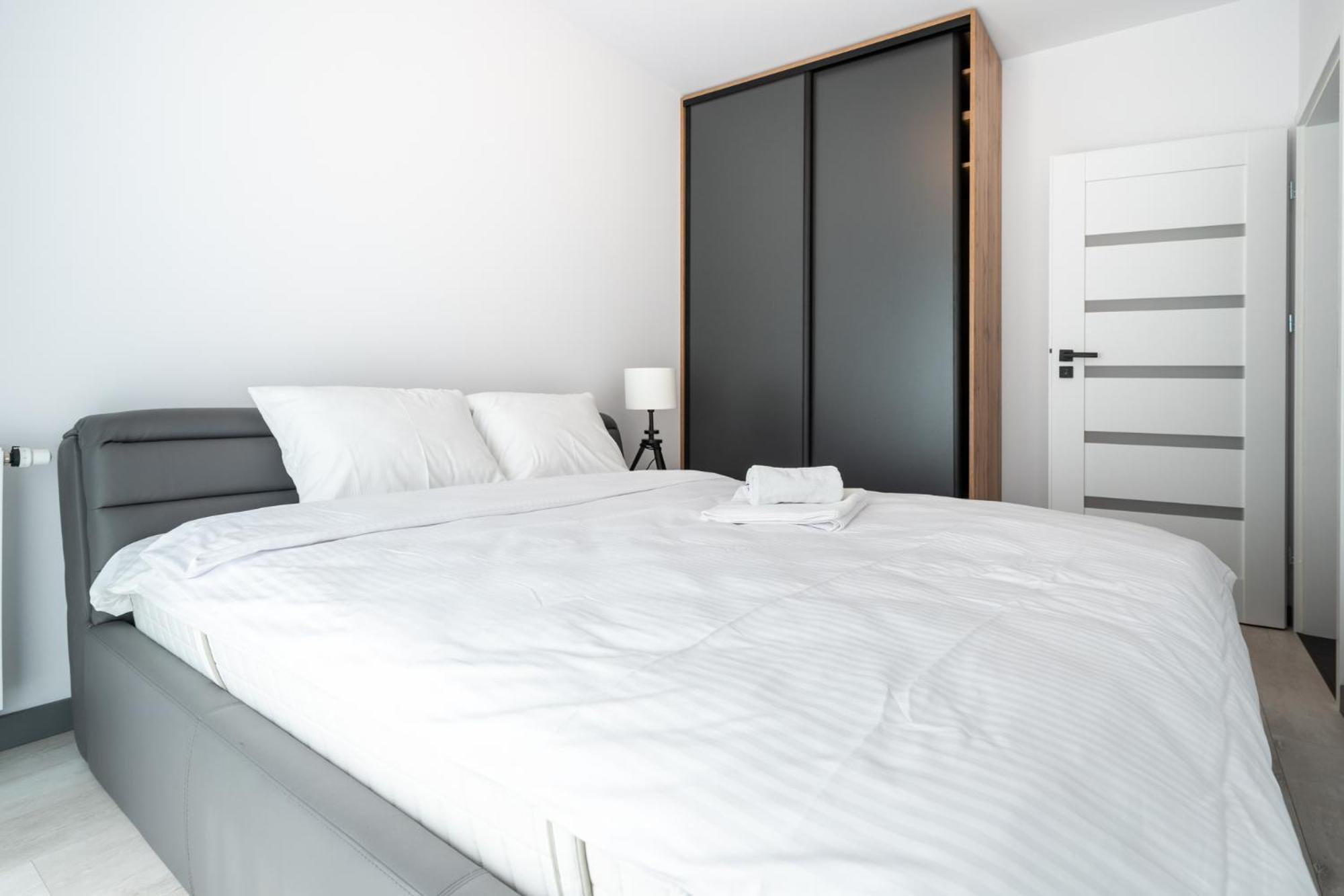 Raciborska 2-Bedroom Apartment Katowice Luaran gambar